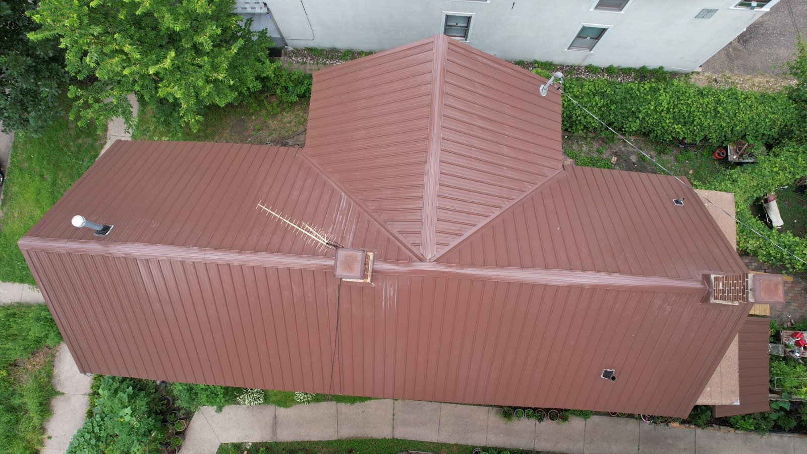 Roofs & Gutters Built for Winter